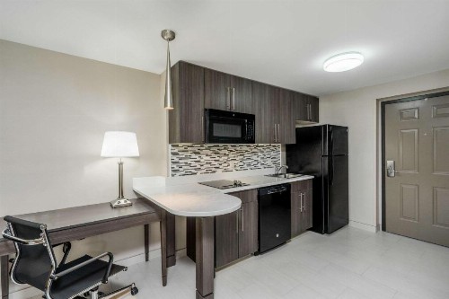 Baymont by Wyndham Clarksville - image 49