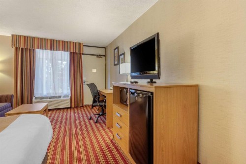 Quality Inn Exit 4 Clarksville - image 14