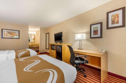 Quality Inn Exit 4 Clarksville - image 27