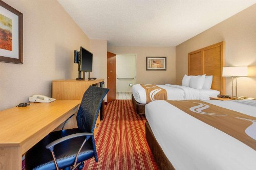 Quality Inn Exit 4 Clarksville - image 7