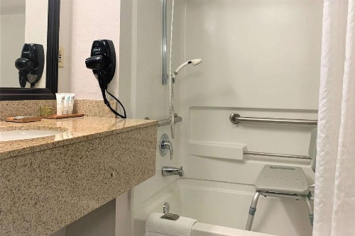 Country Inn & Suites by Radisson Clarksville TN - image 44