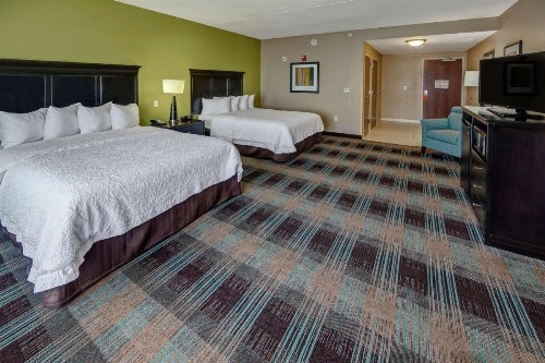 Hampton Inn & Suites Clarksville - image 14