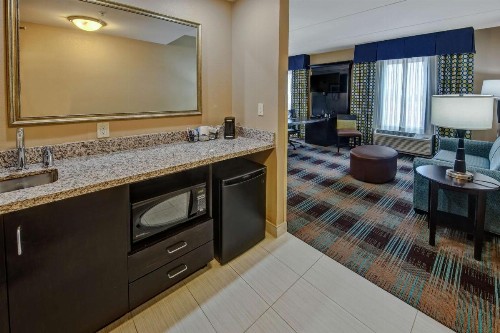 Hampton Inn & Suites Clarksville - image 36