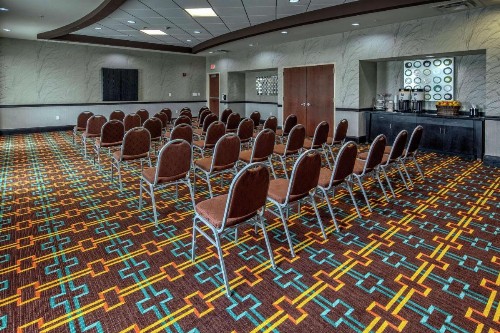 Hampton Inn & Suites Clarksville - image 46