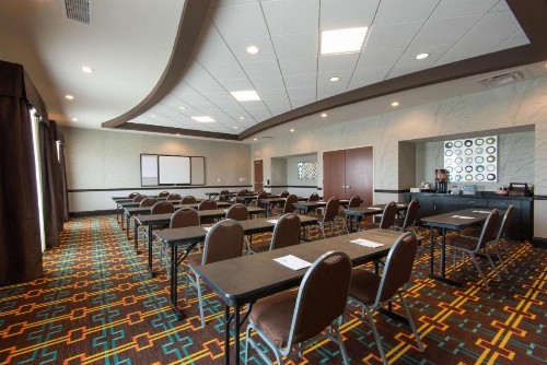 Hampton Inn & Suites Clarksville - image 47