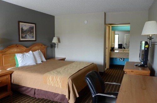 Guesthouse Inn - image 11