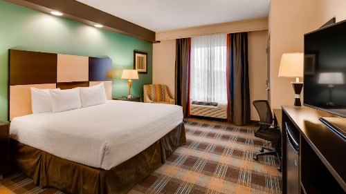 Best Western Plus Atrium Inn & Suites - image 11