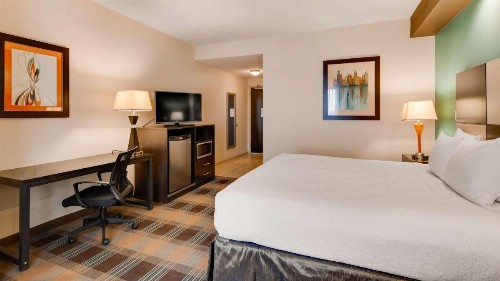 Best Western Plus Atrium Inn & Suites - image 13