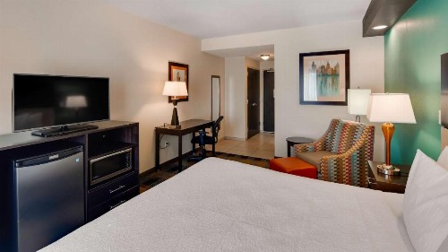 Best Western Plus Atrium Inn & Suites - image 15