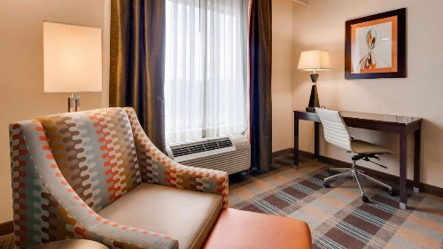 Best Western Plus Atrium Inn & Suites - image 17