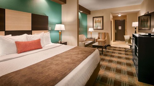 Best Western Plus Atrium Inn & Suites - image 18