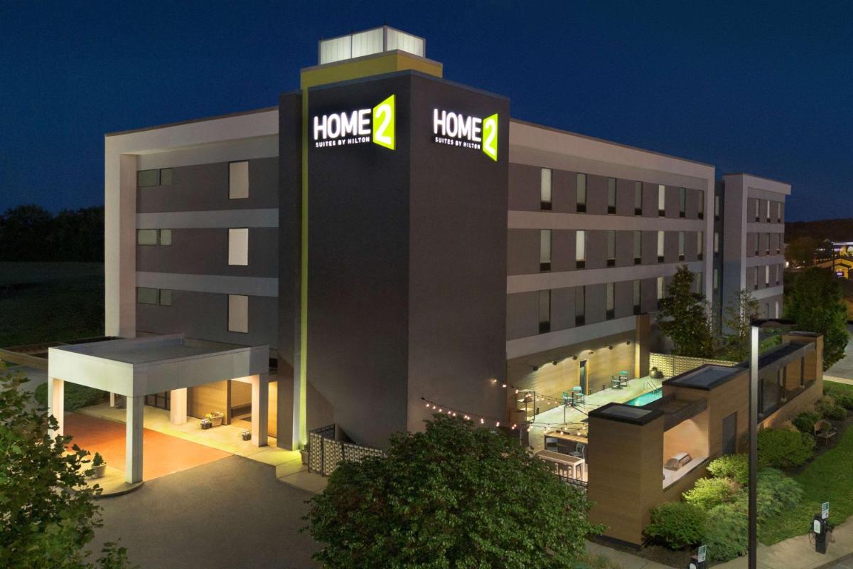 Home2 Suites by Hilton Clarksville/Ft. Campbell - image 2