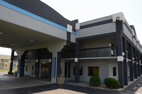 Gateway Inn - image 2