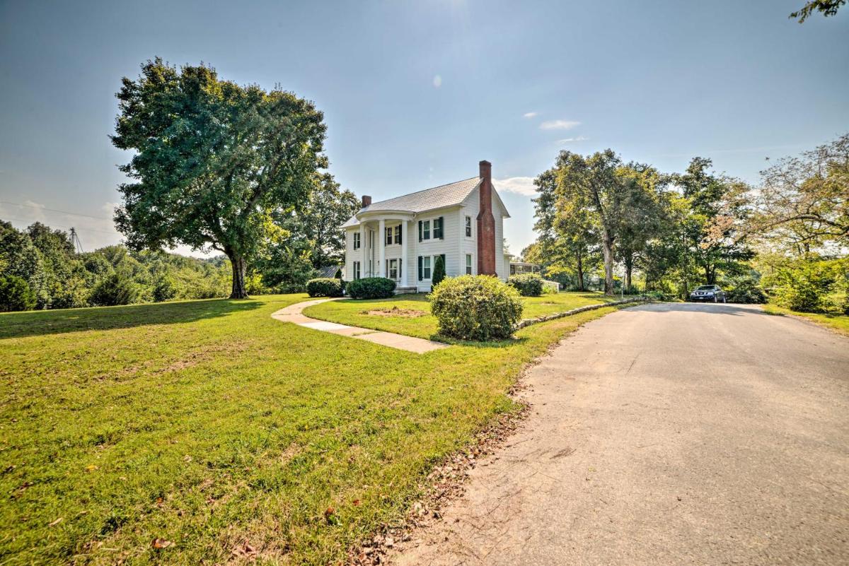 Rural and Historic Estate Home 12 Mi to Clarksville - image 7