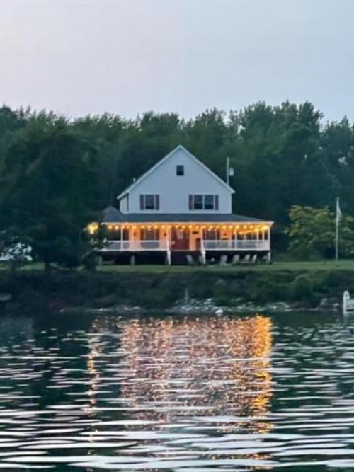 Seaway Slips Waterfront Cottages - image 33