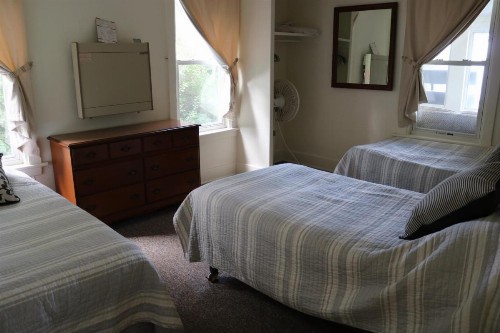 West Winds Motel & Cottages - image 19