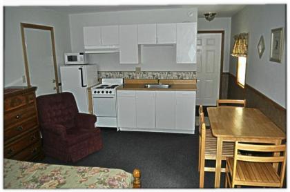 K's Motel & Cottages - image 10