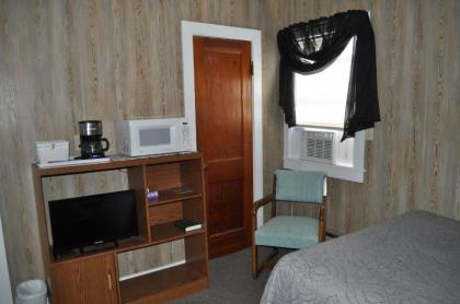 K's Motel & Cottages - image 7