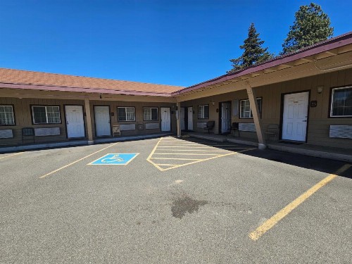 Cle Elum Travelers Inn - image 11