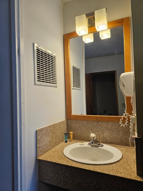 Cle Elum Travelers Inn - image 31