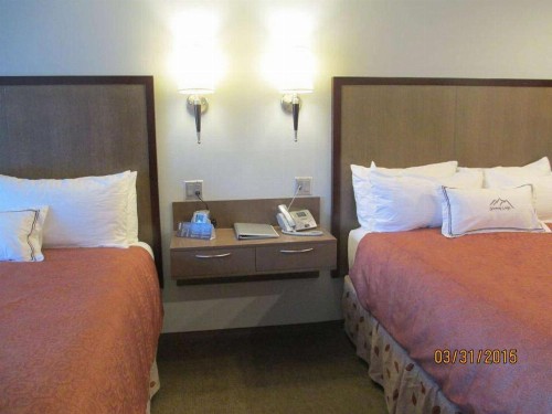 Best Western Snowcap Lodge - image 20