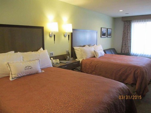 Best Western Snowcap Lodge - image 21