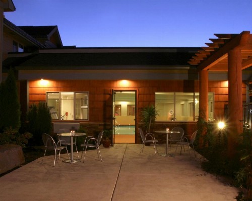 Best Western Snowcap Lodge - image 23