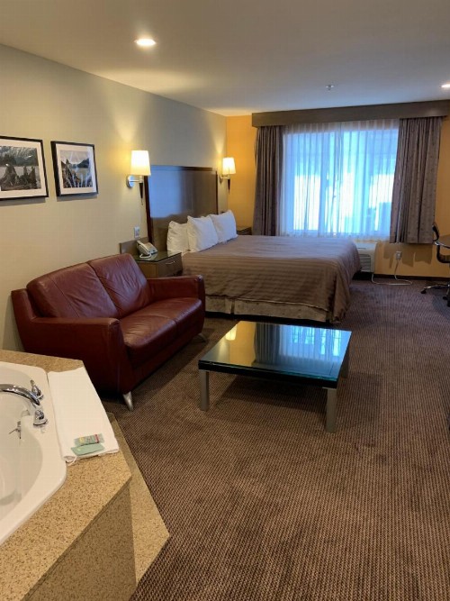 Best Western Snowcap Lodge - image 31