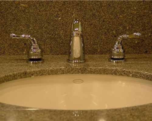 Best Western Snowcap Lodge - image 40