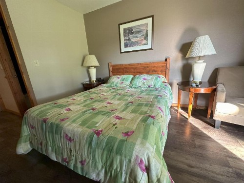 Timber Lodge Inn - image 44