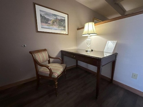 Timber Lodge Inn - image 7