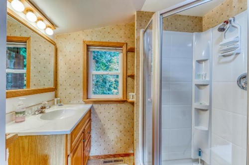 Yakima River Cabin - image 10