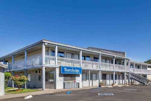 Travelodge by Wyndham Clearlake