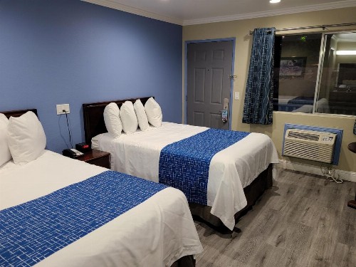 Travelodge by Wyndham Clearlake - image 19