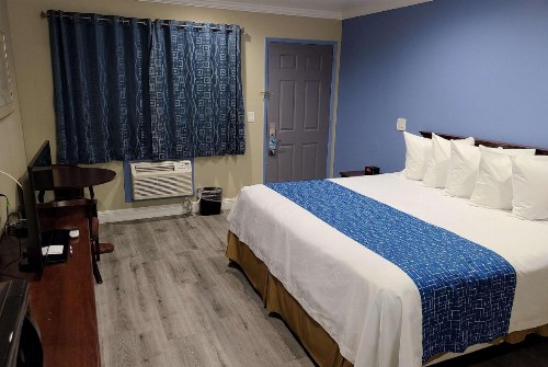 Travelodge by Wyndham Clearlake - image 37