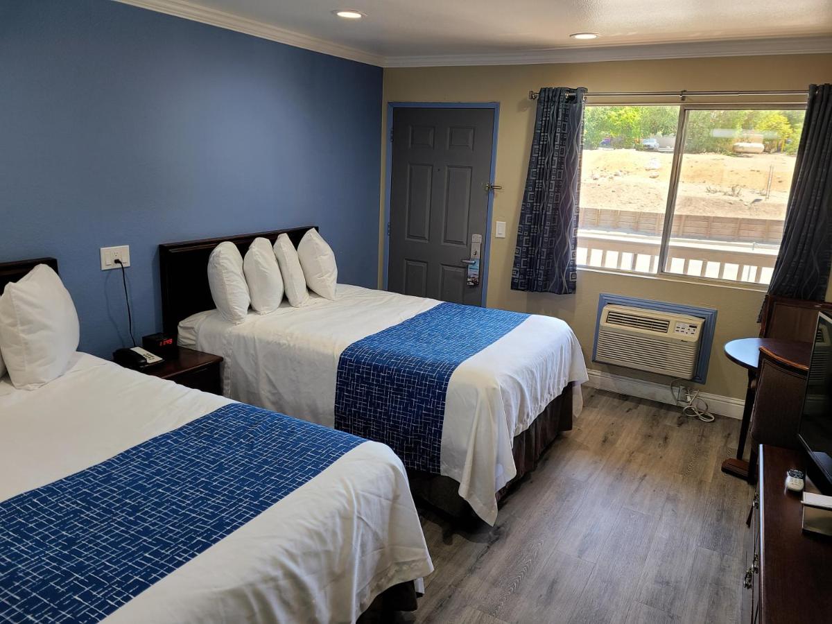 Travelodge by Wyndham Clearlake - image 4