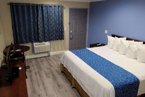 Travelodge by Wyndham Clearlake - image 42