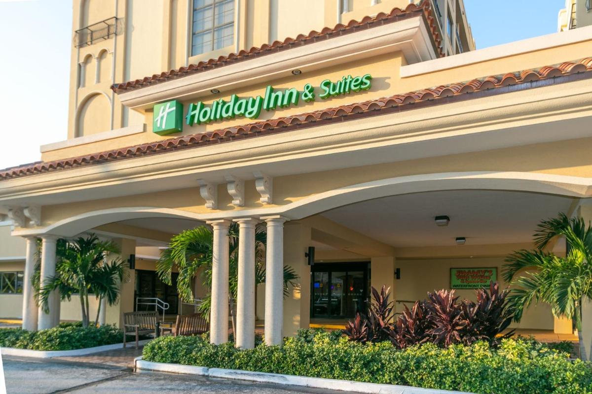 Holiday Inn Hotel & Suites Clearwater Beach an IHG Hotel - image 2