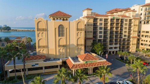 Holiday Inn Hotel & Suites Clearwater Beach an IHG Hotel - image 26