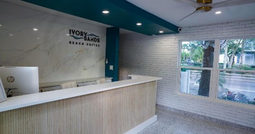 Sands Point Motel - image 31