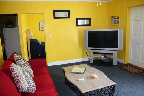 Barefoot Bay Resort Motel - image 21