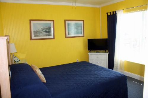 Barefoot Bay Resort Motel - image 23