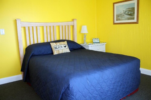Barefoot Bay Resort Motel - image 32