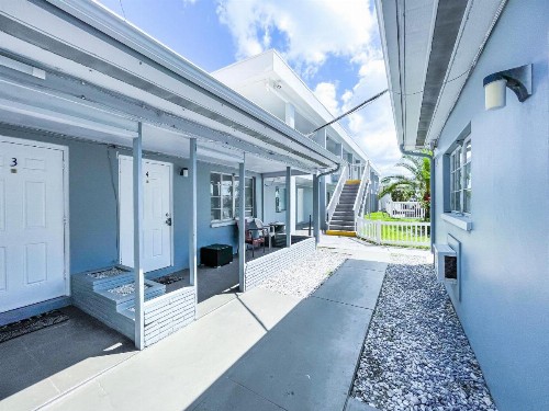 Sunrise Resort Motel South - image 42