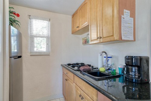 Camelot Beach Suites - image 17