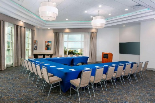 Hampton Inn and Suites Clearwater Beach - image 15