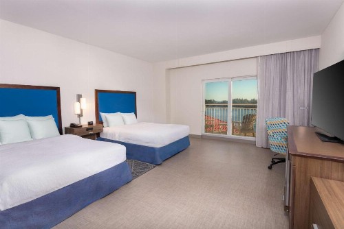 Hampton Inn and Suites Clearwater Beach - image 23