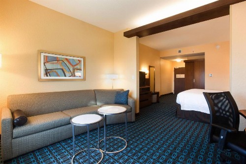 Fairfield Inn & Suites by Marriott Clearwater Beach - image 12