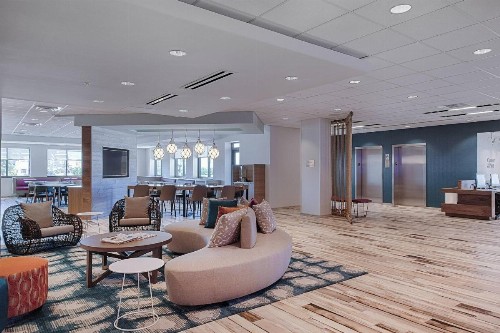 Fairfield Inn & Suites by Marriott Clearwater Beach - image 13