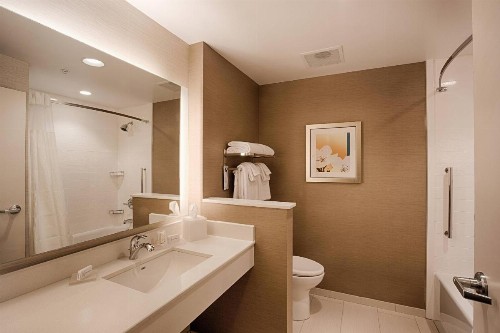 Fairfield Inn & Suites by Marriott Clearwater Beach - image 5
